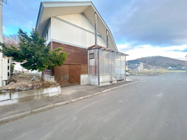 北見市川東２１番地５７　中古売家