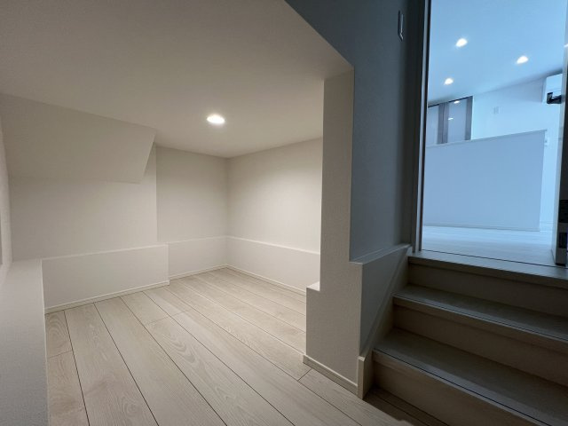【その他】 | 高知市瀬戸東町３丁目/1号地 | 半地下収納