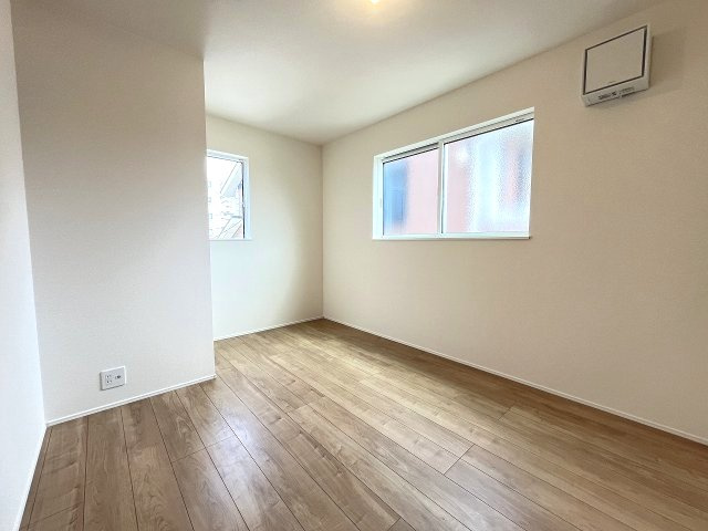 【子供部屋】 | 福岡市博多区新和町2丁目　3号棟（全3棟）【仲介手数料無料・0円】 | 施工例。施工例は完成時と異なる場合があります。