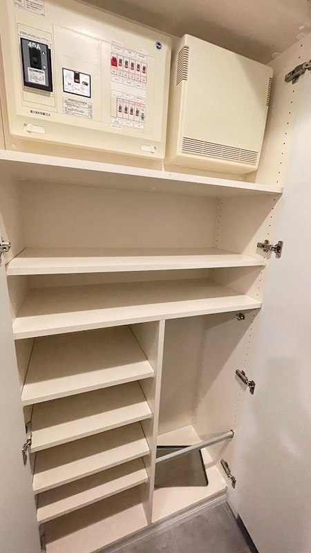 プラウドフラット三軒茶屋Ⅱの収納