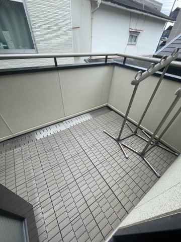 柳邸のバルコニー