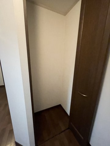 柳邸の収納