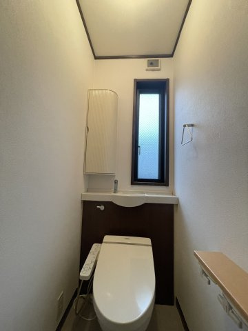 柳邸のトイレ