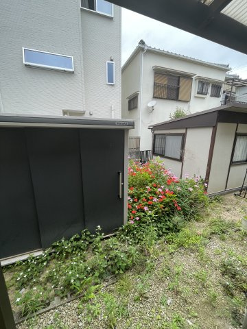 蓮宮テラスの庭