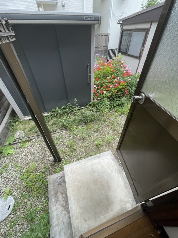 蓮宮テラスの庭