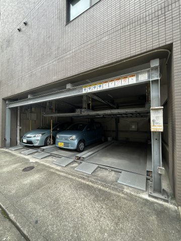 ボヌール・ド・ガリオンの駐車場