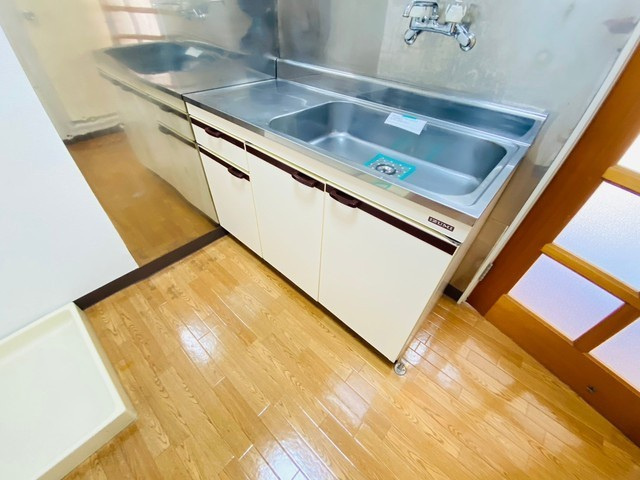 広島市南区東雲本町３丁目の賃貸マンションのキッチン