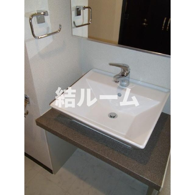 北区中十条３丁目の賃貸マンションの洗面所