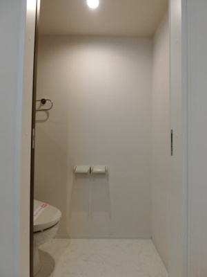 【トイレ】 | アヴニール | イメージ105号室の写真（反転あり）