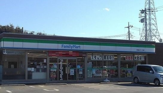 グラン・シャリオの周辺|ファミリーマートまで750m