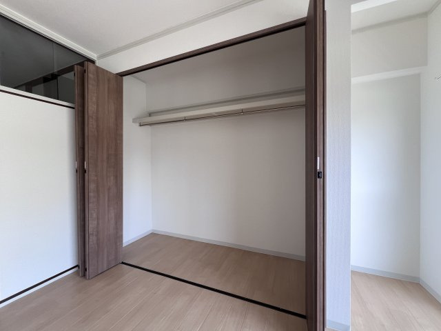 明石本町ビル住宅の収納