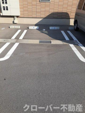 レジデンス昭和町Ⅰの駐車場