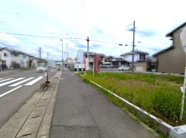 小牧市小木南３丁目　新築戸建の前面道路含む現地写真|前面道路含む現地写真です