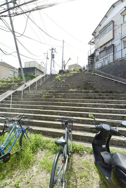 プレール横浜山手のエントランス