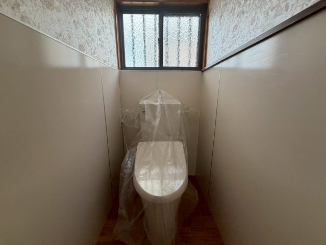和歌山市園部・中古戸建・54784のトイレ