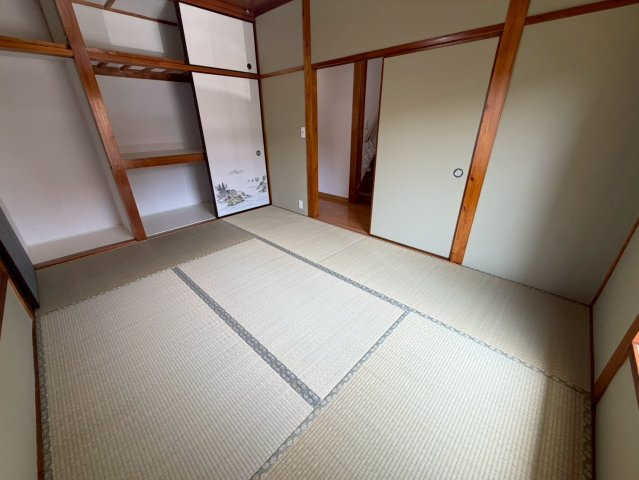 和歌山市園部・中古戸建・54784の和室