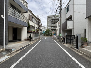 【前面道路含む現地写真】 | 前面道路含む現地写真です