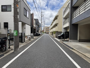 【前面道路含む現地写真】 | 前面道路含む現地写真です