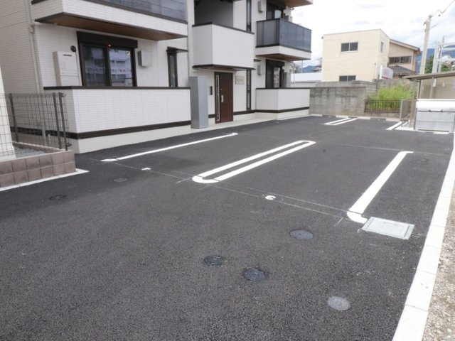 【駐車場】 | Ｄ－ＲＯＯＭ平和
