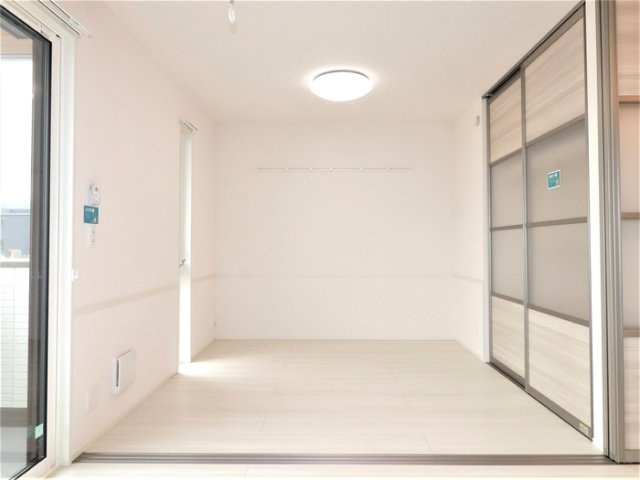 【洋室】 | Ｄ－ＲＯＯＭ平和