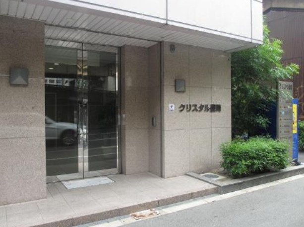 大阪市北区豊崎２丁目の店舗事務所のエントランス