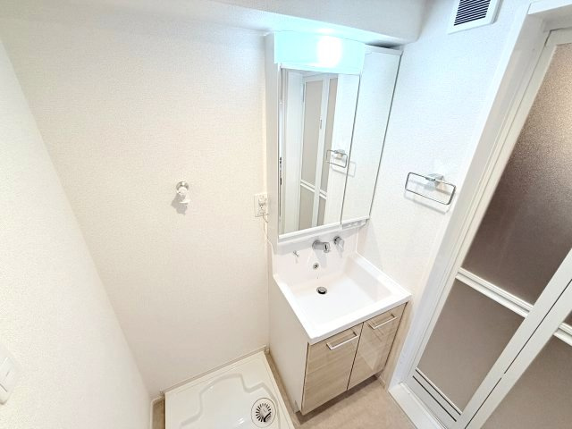 グランヴィル芦屋西の独立洗面台