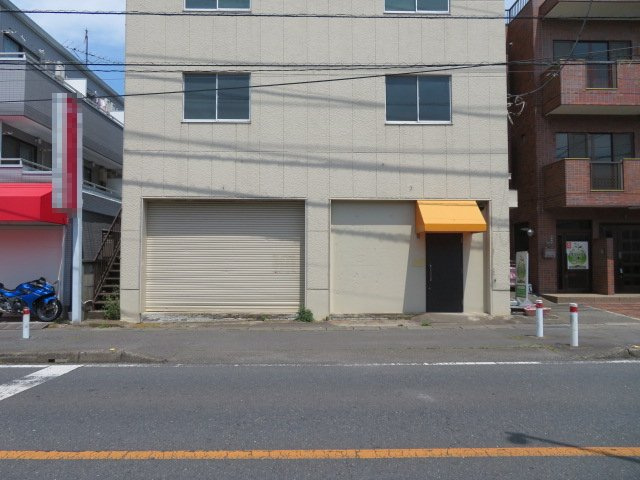 新座市栗原４丁目の倉庫