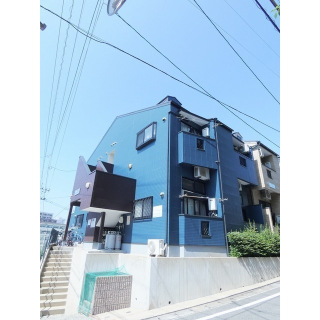 福岡市中央区平尾３丁目のアパート