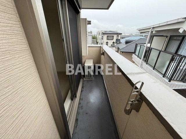 ヒルハイツ柴原駅前のバルコニー