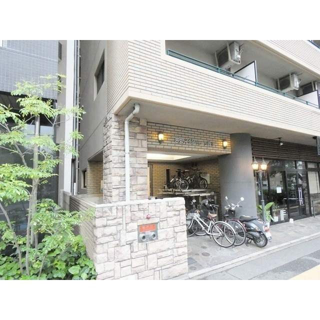 福岡市博多区博多駅南１丁目の賃貸マンションのエントランス