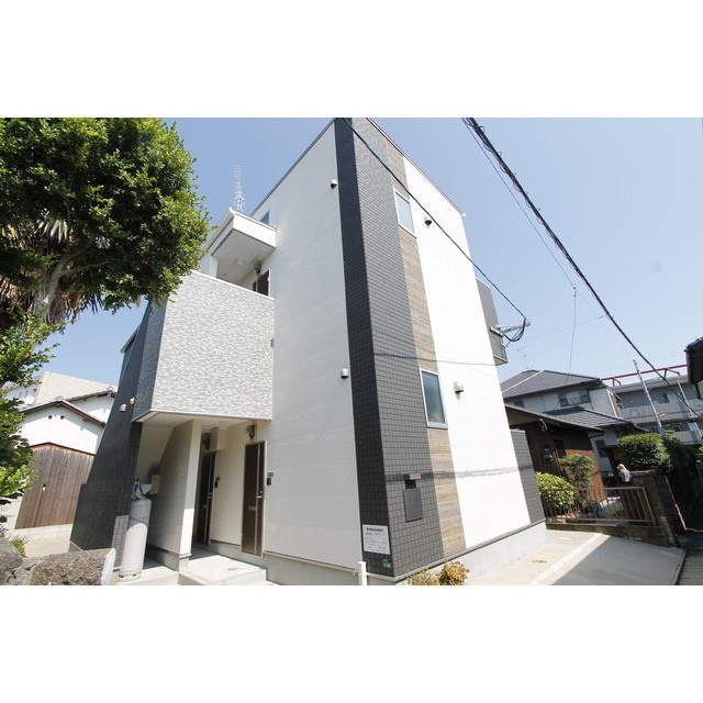 福岡市博多区麦野５丁目のアパートの外観