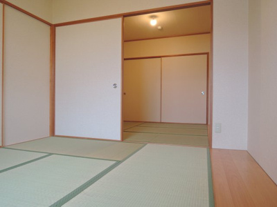 【和室】 | ラフィーネ上牧