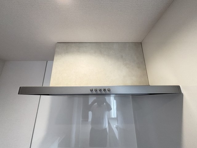 スタイリッシュなレンジフード