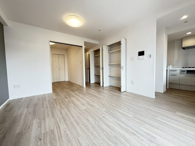 コンパクトにまとまったお部屋で単身世帯～ご夫婦＋お子様１人くらいの世帯構成の方まで幅広くご検討頂けます！