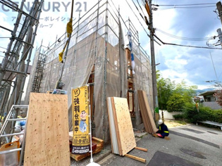 建築順調に進行中です。同社施工例物件近隣にございますので、見学希望の際はお気軽にお問い合わせください。ネットからの見学予約も便利です。「C21アクロス」でアクロスコーポレイションを検索！