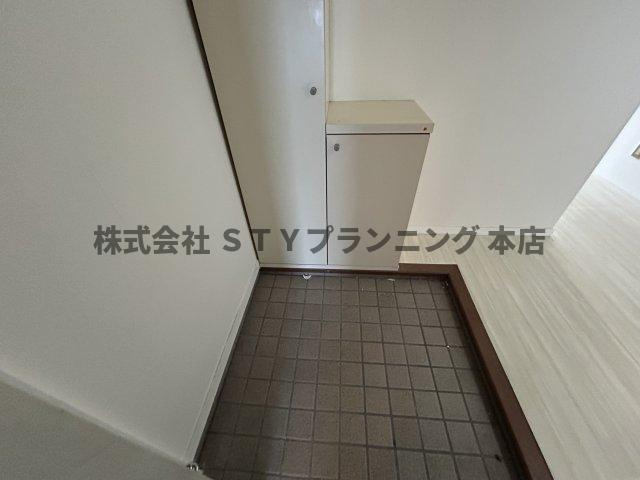 仲介手数料０円！ファミリーワールドの玄関