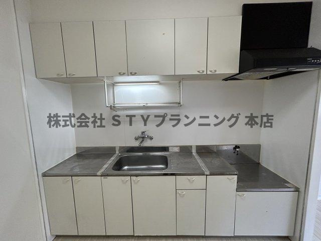 仲介手数料０円！ファミリーワールドのキッチン