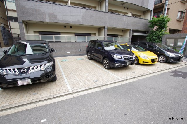 プリモディーネ福島　仲介手数料無料の駐車場