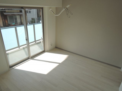 【寝室】 | K＆K芥川