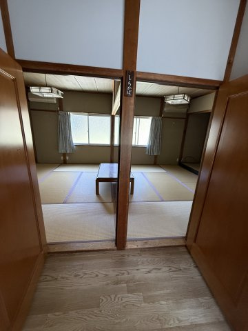 26/5/1新規　戸建　高山市丹生川町大谷　1000万　中古旅館の内装