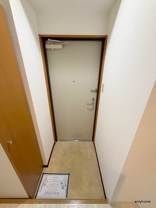 難波千日前ＯＥＭマンションの玄関