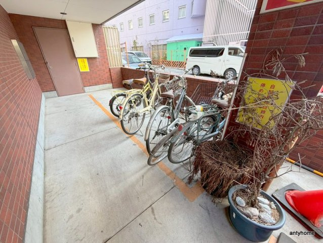 難波千日前ＯＥＭマンションの駐車場
