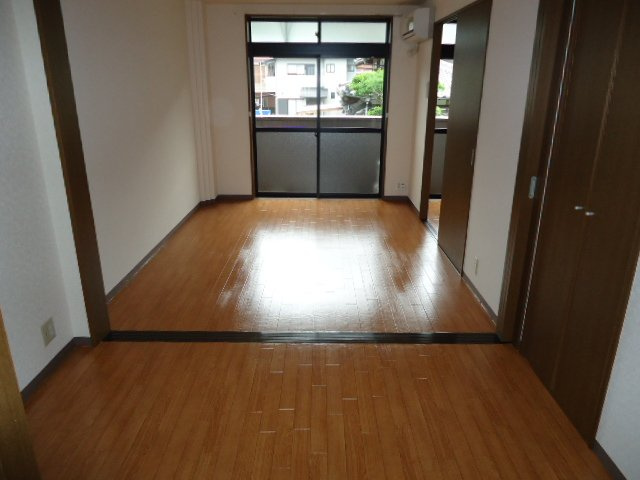 ビッグフォレスト壱番館の洋室|ダイニング
