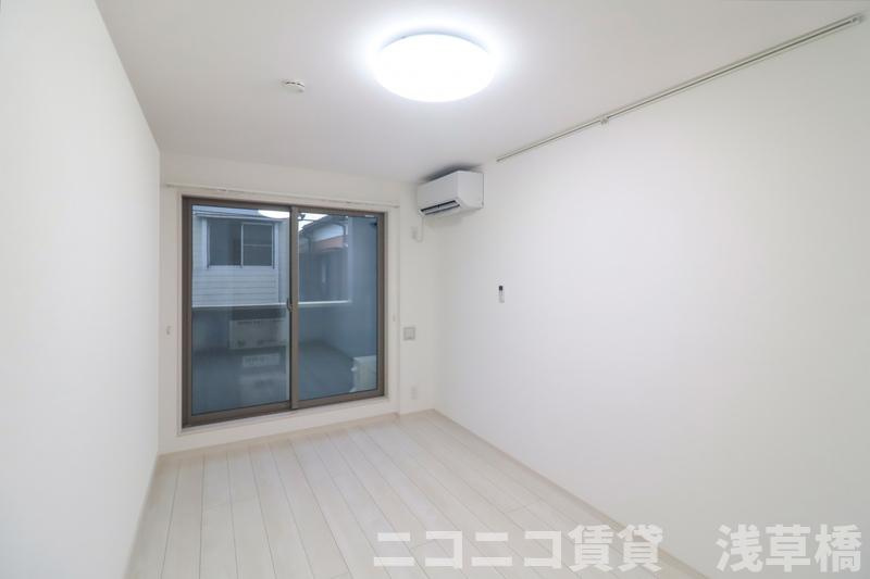 グランクオール青井EASTのバルコニー