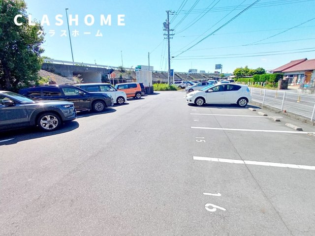 ストーンリバービレッジ　　　 刈谷市近郊の賃貸はクラスホームの駐車場