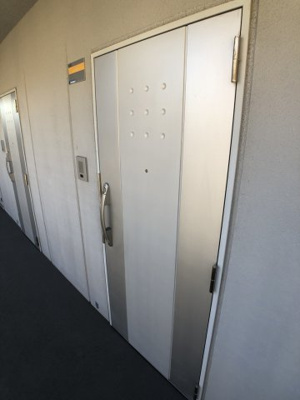 【玄関】 | ツルトスコⅡ番館