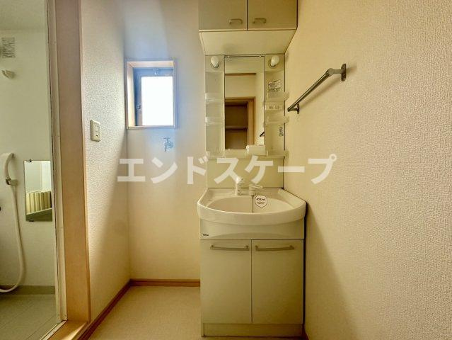 ヴィラコート　Ｋ＆Ｎの洗面所|高崎、前橋のお部屋探しはエンドスケープまで！お客様の理想お聞かせ下さい♪