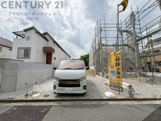 建築順調に進行中です。同社施工例物件近隣にございますので、見学希望の際はお気軽にお問い合わせください。ネットからの見学予約も便利です。「C21アクロス」でアクロスコーポレイションを検索！