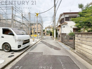 建築順調に進行中です。同社施工例物件近隣にございますので、見学希望の際はお気軽にお問い合わせください。ネットからの見学予約も便利です。「C21アクロス」でアクロスコーポレイションを検索！