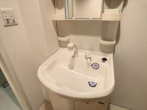Aden箱崎駅前の洗面所|洗面